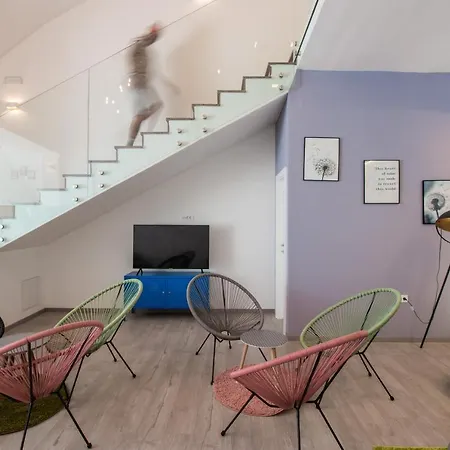 Хостел Dandelion *